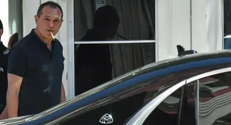 Божков: Ще се върна в България, всички печеливши съществуват и парите са им преведени по банков път Божков: Ще се върна в България, всички печеливши съществуват и парите са им преведени по банков път