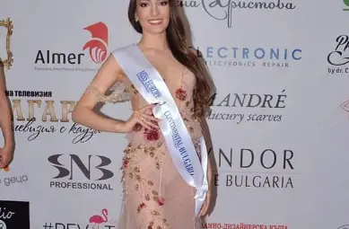 Русенката Мира Симеонова стана първата „Мис Европа Континентал България“ Русенката Мира Симеонова стана първата „Мис Европа Континентал България“