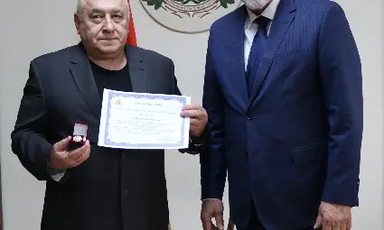 Иван Хаджииванов бе отличен със знака&nbsp;  на областния управител на Русе Драгомир Драганов