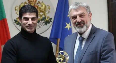 Президентът на БФС Георги Иванов-Гонзо обсъди развитието на футбола с властта в Русе