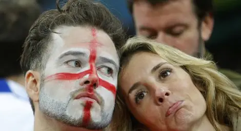 Англия се моли два пъти на Италия!