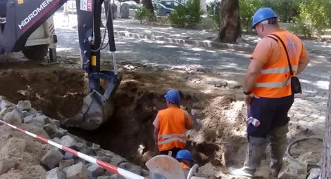 Стоилов забрани разкопаването на улици до пролетта