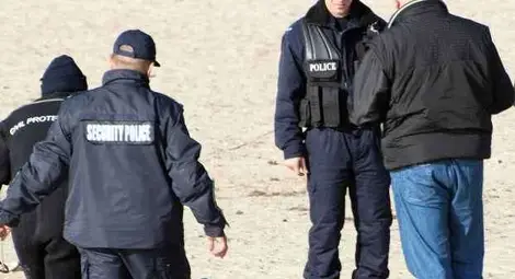 20-годишен загина след падане с колата си в морето /галерия/