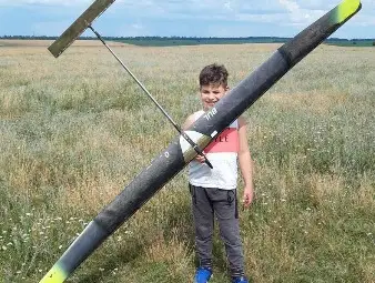 Летящият към висините Вальо покори първия си рекорд. И го чакат още