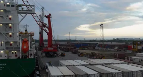 Вносът изпреварва износа през януари