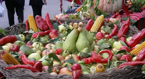 Втори Празник на плодородието на площада на централния пазар