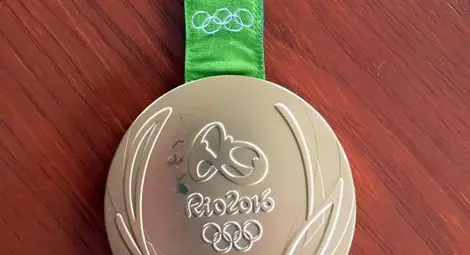 Медали от Олимпиадата в Рио се олющили и ръждясали, спортистите поискаха нови