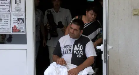 Изписаха по негово желание помощник-машиниста на дерайлиралия влак. Папазов: Високата скорост е причина за трагедията 