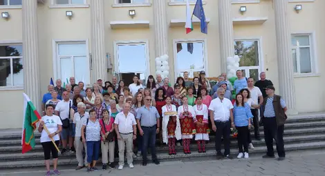 От Новград тръгна десетият поход &bdquo;По стъпките на Хаджи Димитър и Стефан Караджа&ldquo;