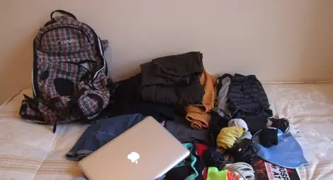 Как да побираме много багаж в малка раница /видео/