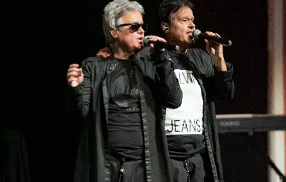 Братя Аргирови със запомнящ се концерт и среща с автограф в Русе /галерия/