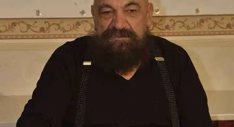 Астор: Мразя да си махам главата, след това ме боли вратът Астор: Мразя да си махам главата, след това ме боли вратът