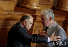 НС даде право и на българите в чужбина да гласуват на референдум