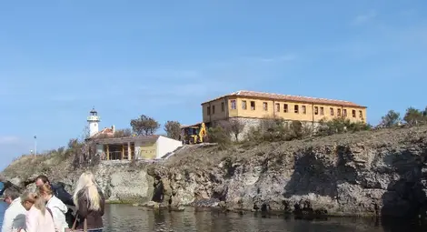 Откриха съкровище на остров Св. Анастасия Откриха съкровище на остров Св. Анастасия