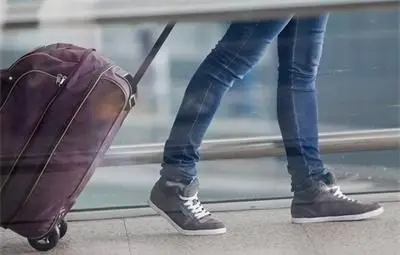 Евакуираха гара в Рим заради пластмасово оръжие