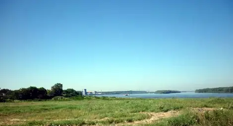 Държавата си върна плажа край Мартен