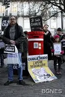 ИД пое отговорност за кървавата баня в Париж