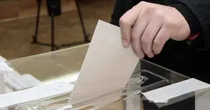 1242 души на старт към местната власт на областта