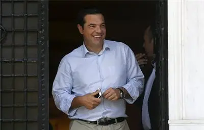 Алексис Ципрас подаде оставка в тв обръщение