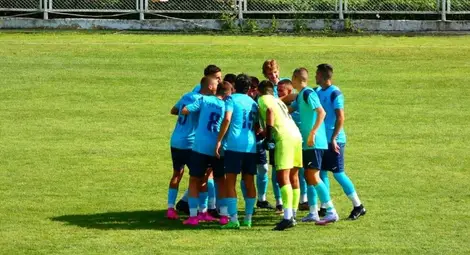 Юношите вкараха 18 гола в два мача на турнир в Албена