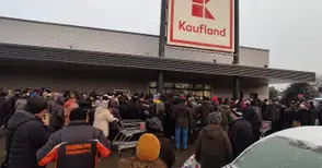 Търговци: Не сме пипали надценките, производителите вдигат цените