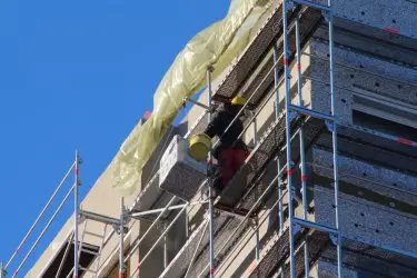 Санирането ще бъде безплатно само за &ldquo;пенсионерските&ldquo; блокове