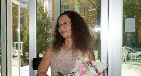 Еслица Попова