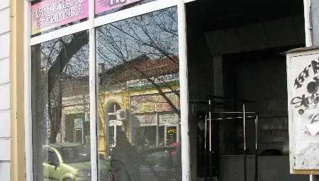 Конкуренти запалиха магазин на &bdquo;Николаевска&ldquo;