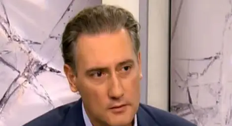 Домусчиев: Подслушват ми телефоните, от 15 години ходя с охрана Домусчиев: Подслушват ми телефоните, от 15 години ходя с охрана