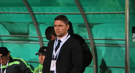 Дузпа: Шамарът от Северна Македония или как падат розовите очила