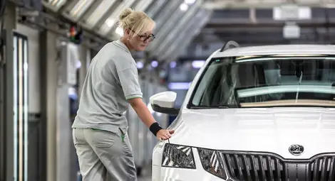 Загуби за 8 млрд. евро за чешката автомобилна индустрия заради недостига на чипове Загуби за 8 млрд. евро за чешката автомобилна индустрия заради недостига на чипове