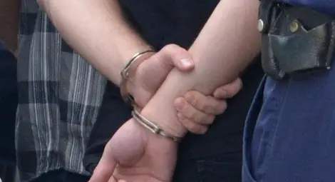 32-годишен пазарувал онлайн техника с чужди лични данни