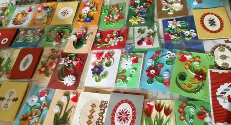 Ученици и възрастни от Русенско изпращат картички с мартеници в Брюксел по инициатива на евродепутата Мария Габриел