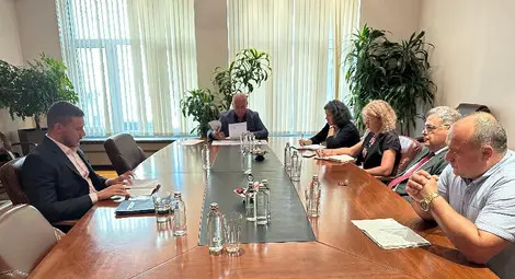 Георги Кръстев вече проведе една среща с министър Юлиян Попов.                     Снимка: Архив