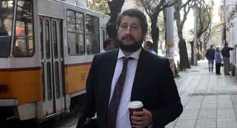 Скандал тресе реформаторите: Христо Иванов скрил от Меглена Кунева документ от ЕК