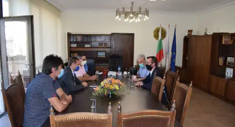 Фериботът Русе-Гюргево да плава  отново, настоява Пенчо Милков