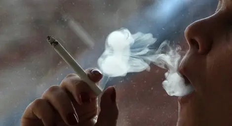 ЕК: Борбата срещу тютюнопушенето не е спечелена