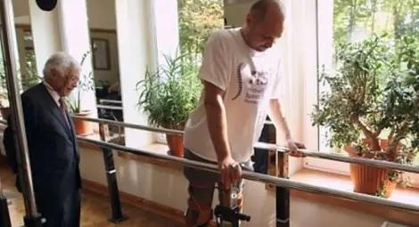 Парализиран българин проходи с клетъчна терапия