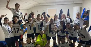 Дамите с първа победа на футболния терен