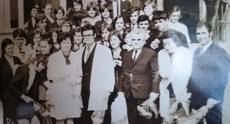 Техникумът по химия започва занятия в две класни стаи и две лаборатории в тв центъра&nbsp;