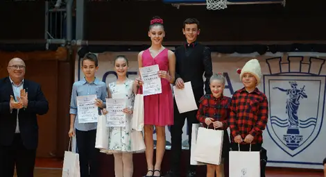 Михаела Луканова и Теодор Иванов станаха Мис и Мистър Танц 2022 в Русе /галерия/