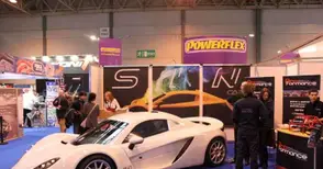 Белият грях на Росен Даскалов блесна на автошоу в Бирмингам