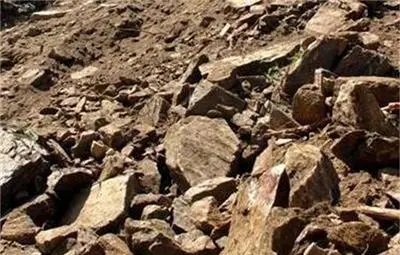 127-ми ден чистят свлачището в Кресненското дефиле 127-ми ден чистят свлачището в Кресненското дефиле