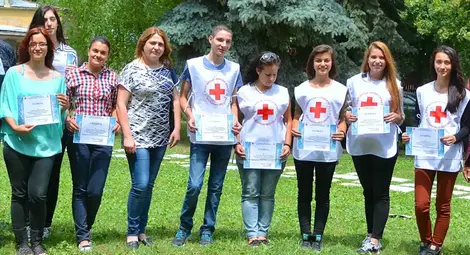 Българският младежки Червен кръст става на 95 години