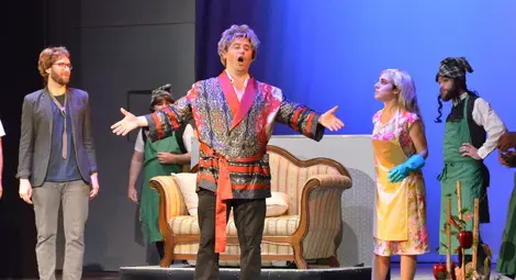 Вълнуващото великолепие &bdquo;Странното недоразумение&ldquo;