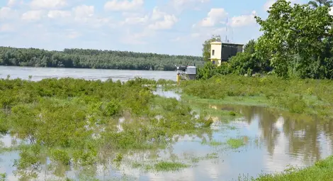 След градушката наводнение заплашва нивите в Русенско
