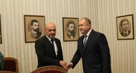 Президент и вицепремиер се &bdquo;замеряха&ldquo; с цитати на Гьоте