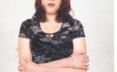 Майка търси изчезналата си от година дъщеря