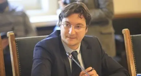 Крум Зарков: Ако оставката на лидера Нинова не бъде приета, конгресът ще е фарс.