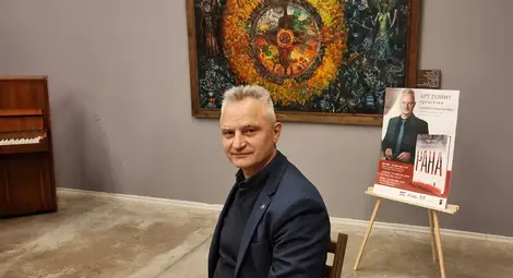 Захари Карабашлиев на среща с читатели в Русе: Патриотизъм не е да мразиш чуждите, а да обичаш своите. Българинът, когато има нужда, защитава родината си така, както никой друг не може